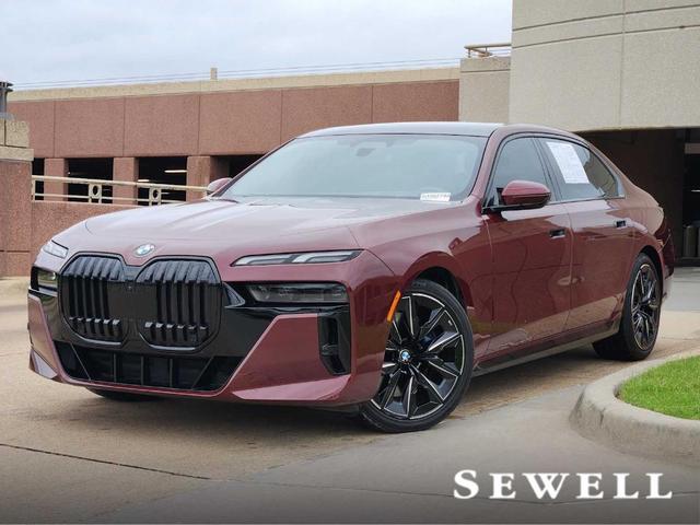 2023 BMW 740