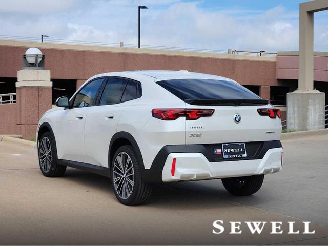 Photo of 2025 Mineral White Metallic BMW X2