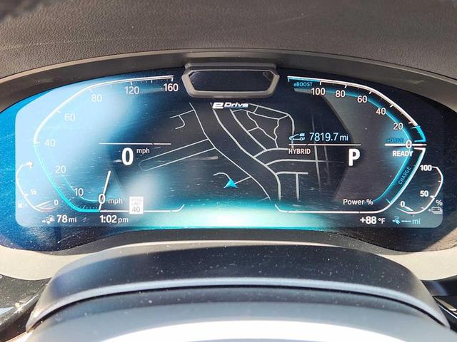 Photo of 2023 Phytonic Blue Metallic BMW 530e