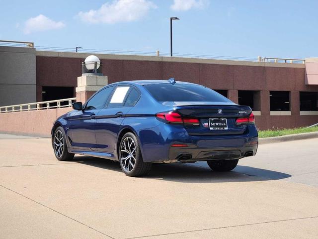 Photo of 2023 Phytonic Blue Metallic BMW 530e