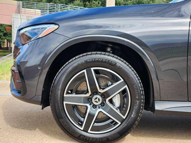 Photo of 2025 Graphite Gray Metallic Mercedes-Benz GLC 300