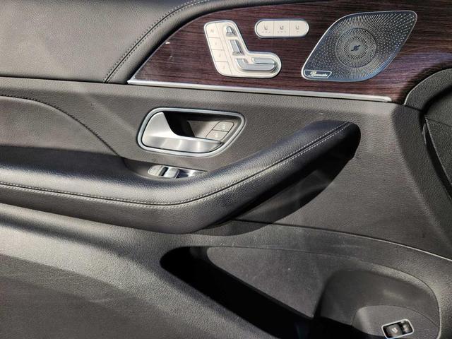 Photo of 2022 Obsidian Black Metallic Mercedes-Benz GLS 450