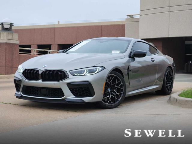 2022 BMW M8