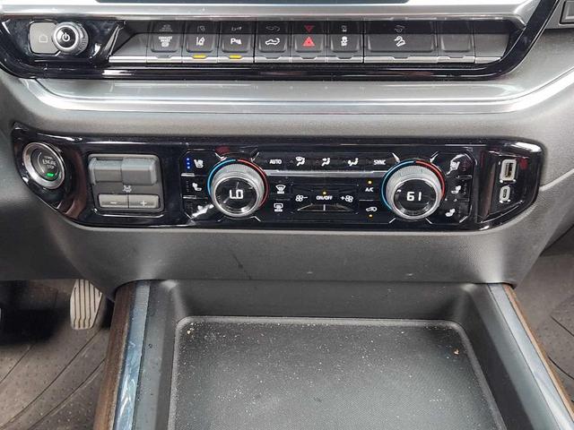 Photo of 2024 Black Chevrolet Silverado 2500