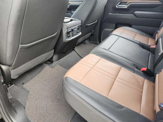 Photo of 2024 Black Chevrolet Silverado 2500