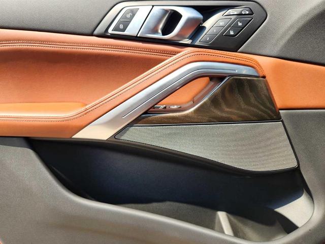 Photo of 2023 Flamenco Red Metallic BMW X6