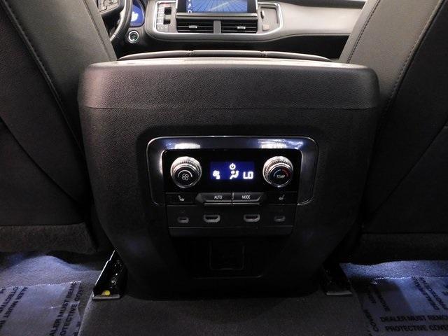 Photo of 2023 Onyx Black GMC Yukon XL