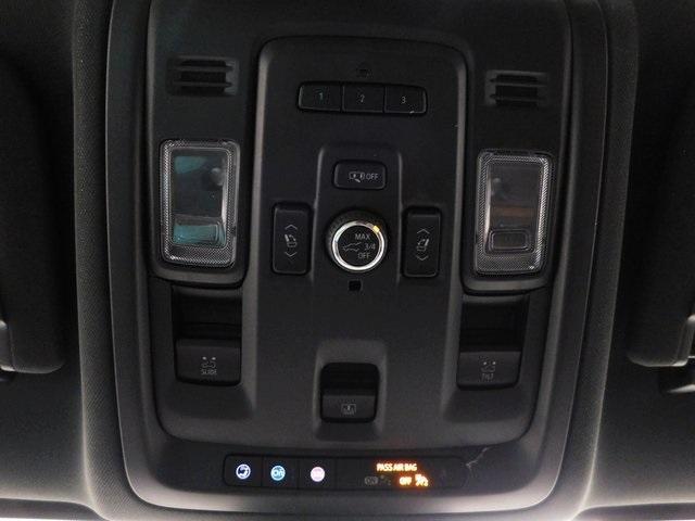 Photo of 2023 Onyx Black GMC Yukon XL