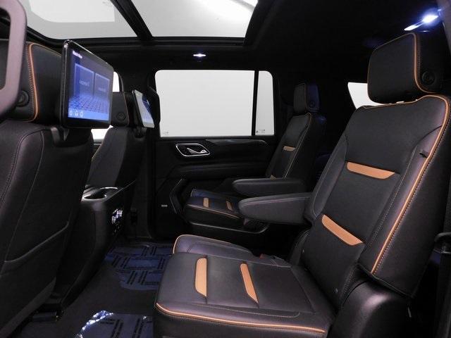Photo of 2023 Onyx Black GMC Yukon XL