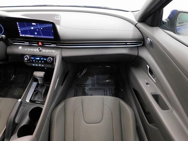 Photo of 2024 Intense Blue Hyundai ELANTRA