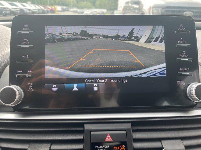 Photo of 2022 Platinum White Pearl Honda Accord