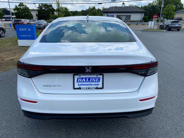 Photo of 2025 Platinum White Pearl Honda Accord