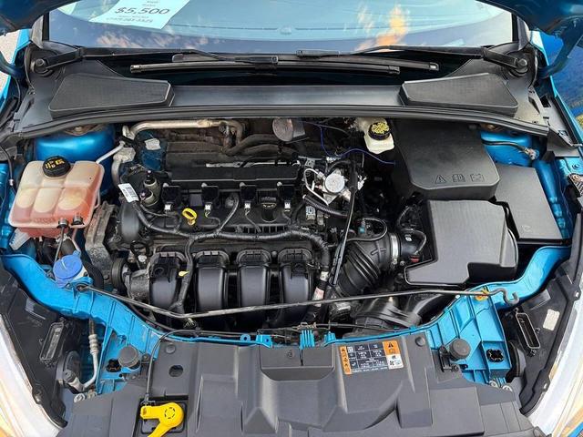 Photo of 2017 Blue Candy Metallic Tinted Clearcoat Ford Focus