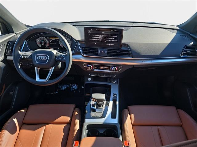Photo of 2025 Daytona Gray Pearl Effect Audi Q5