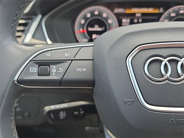Photo of 2025 Glacier White Metallic Audi Q5