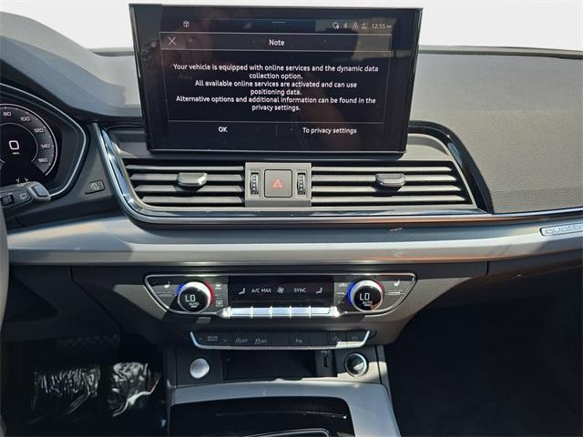 Photo of 2025 Glacier White Metallic Audi Q5
