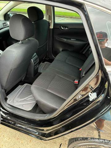 Photo of 2019 Super Black Nissan Sentra