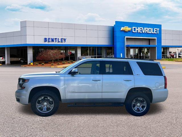 Photo of 2018 Silver Ice Metallic Chevrolet Tahoe
