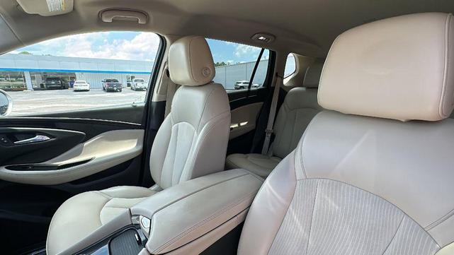 Photo of 2018 Galaxy Silver Metallic Buick Envision