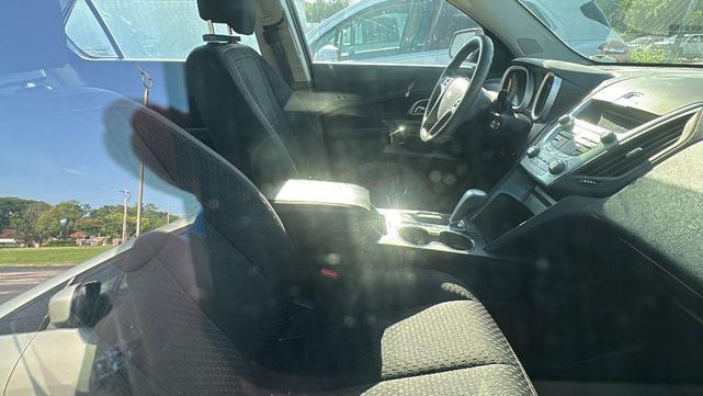 Photo of 2015 Black Chevrolet Equinox