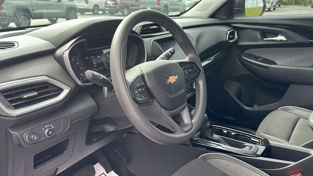 Photo of 2021 Iridescent Pearl Tricoat Chevrolet Trailblazer