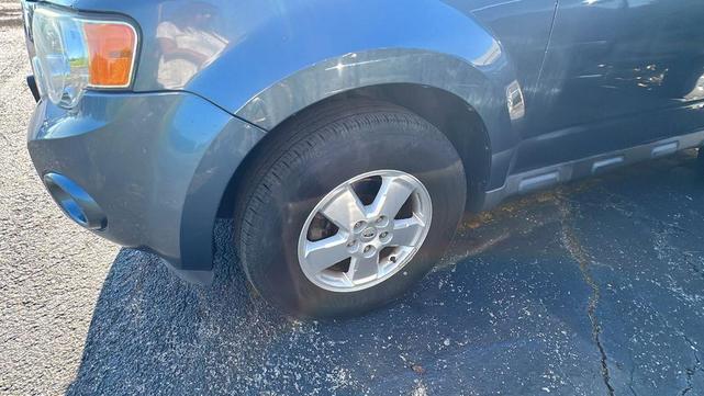Photo of 2012 Steel Blue Metallic Ford Escape
