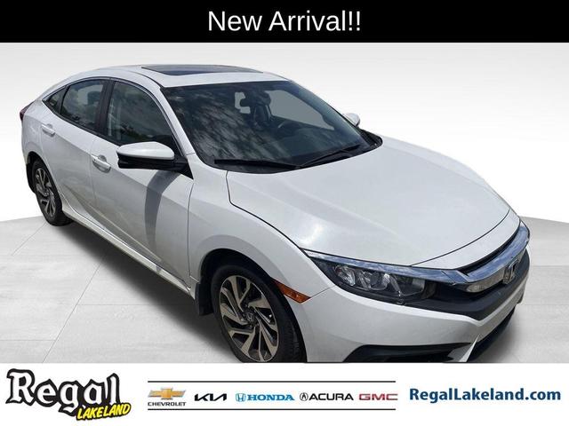 Photo of 2018 White Honda Civic