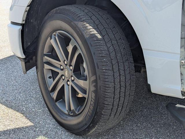 Photo of 2022 Oxford White Ford F-150