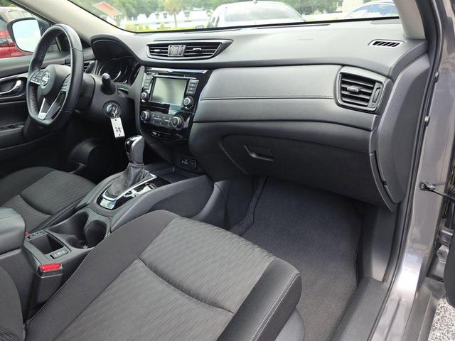Photo of 2020 Gun Metallic Nissan Rogue