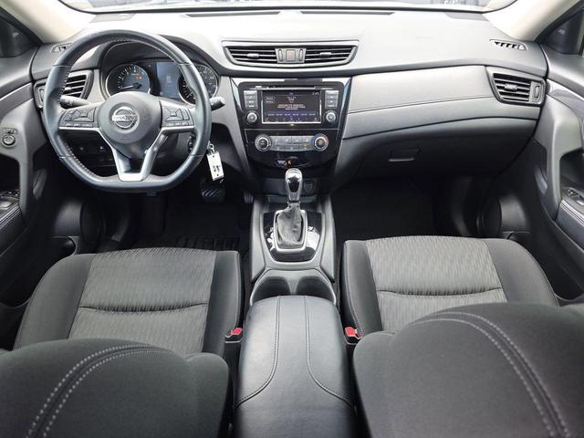Photo of 2020 Gun Metallic Nissan Rogue