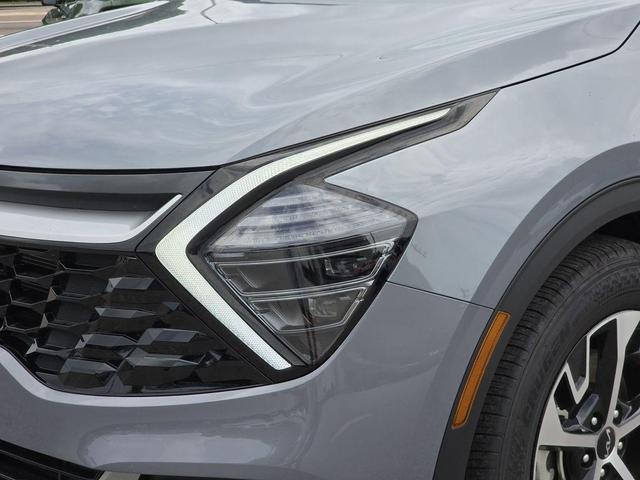 Photo of 2025 Everlasting Silver Kia Sportage