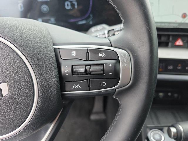 Photo of 2025 Everlasting Silver Kia Sportage