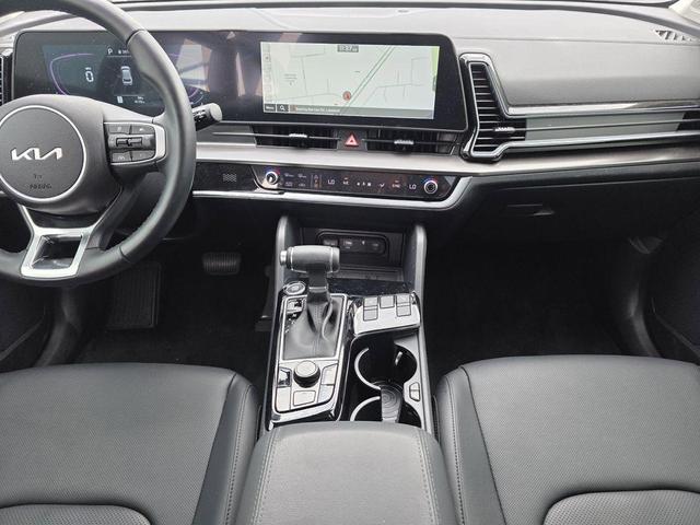 Photo of 2025 Everlasting Silver Kia Sportage
