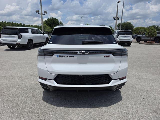 Photo of 2025 Iridescent Pearl Tricoat Chevrolet Equinox EV