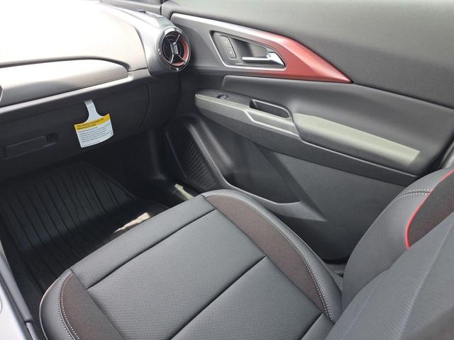 Photo of 2025 Iridescent Pearl Tricoat Chevrolet Equinox EV