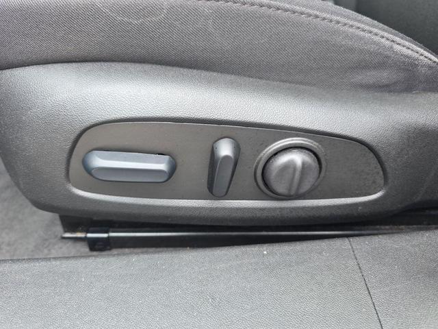 Photo of 2023 Summit White Chevrolet Malibu