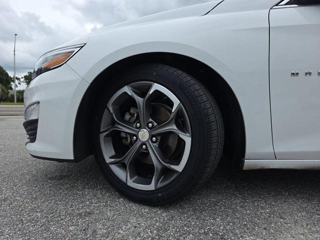 Photo of 2023 Summit White Chevrolet Malibu