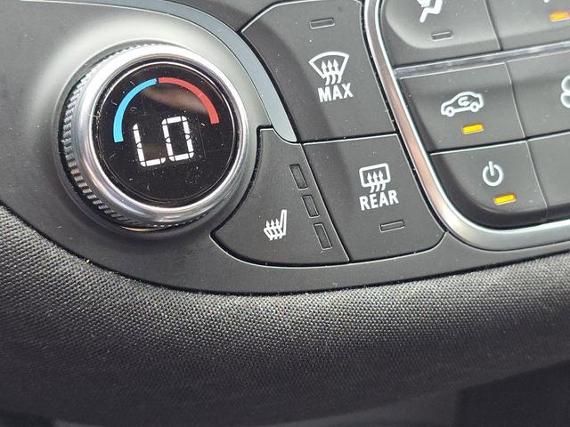 Photo of 2023 Summit White Chevrolet Malibu