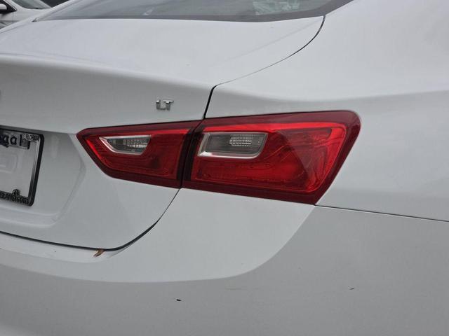 Photo of 2023 Summit White Chevrolet Malibu