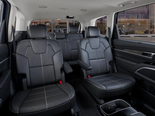 Photo of 2025 Midnight Black Kia Telluride