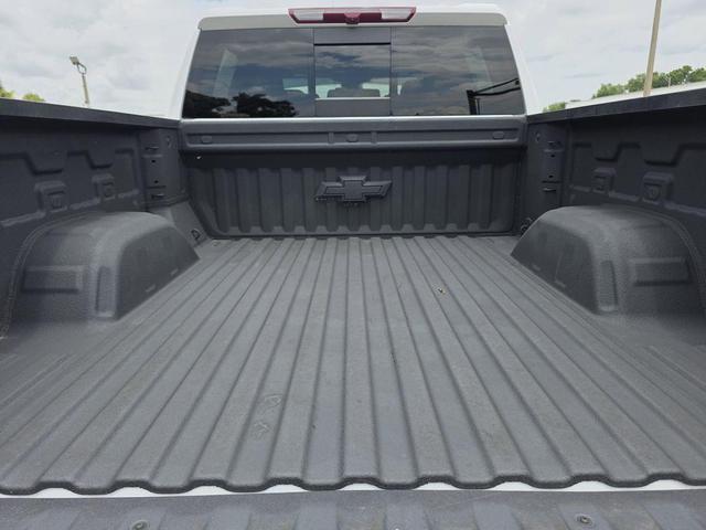 Photo of 2024 Iridescent Pearl Tricoat Chevrolet Silverado 1500