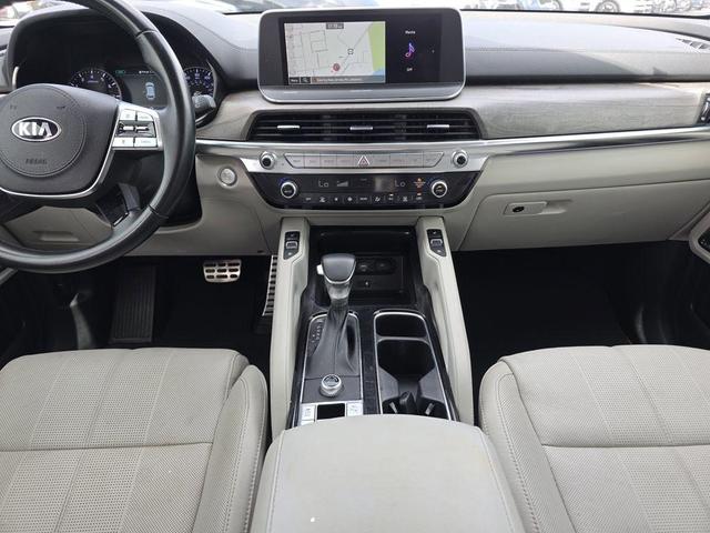 Photo of 2020 Dark Moss Kia Telluride