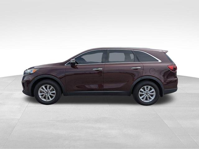 Photo of 2019 Sangria Red Kia Sorento