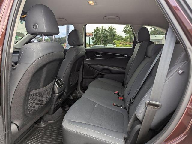 Photo of 2019 Sangria Red Kia Sorento