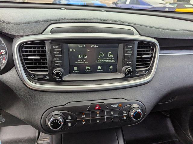 Photo of 2019 Sangria Red Kia Sorento