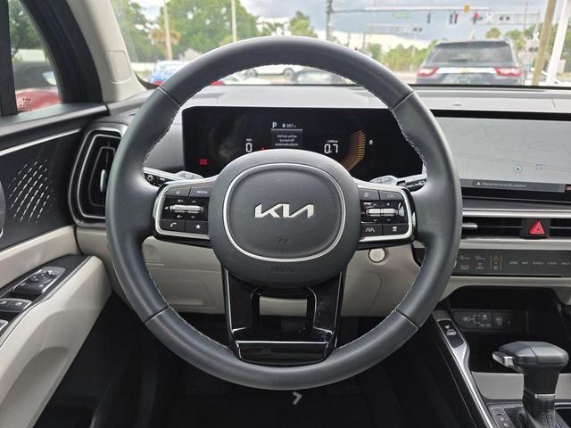 Photo of 2025 Midnight Black Kia Sorento