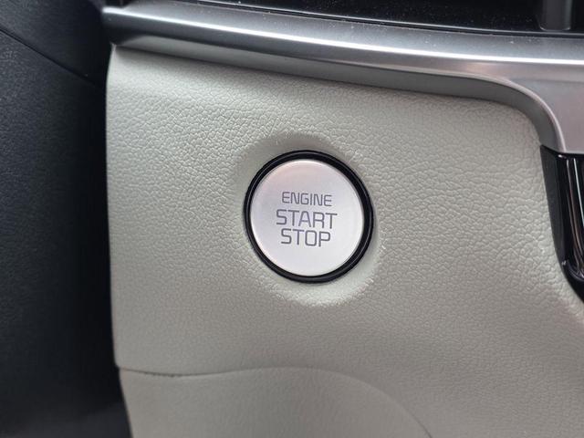 Photo of 2025 Midnight Black Kia Sorento