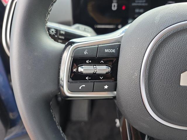Photo of 2025 Midnight Black Kia Sorento