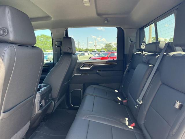 Photo of 2025 Summit White Chevrolet Silverado 2500