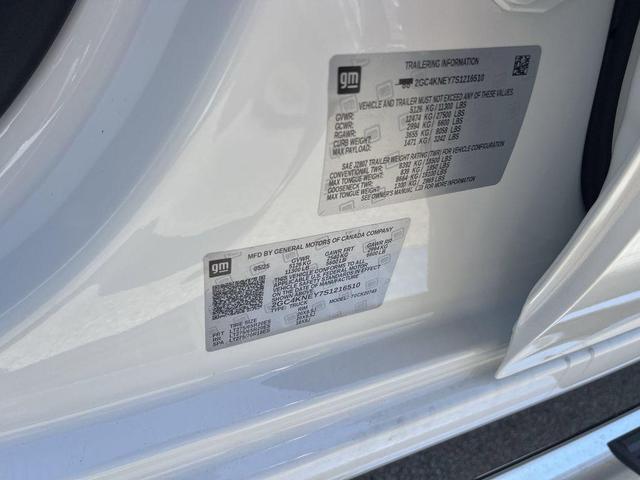 Photo of 2025 Summit White Chevrolet Silverado 2500